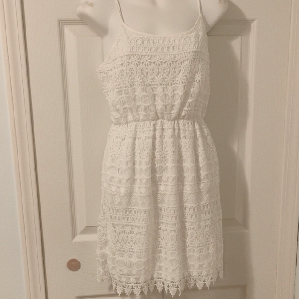 Forever 21 White Lace Mini Dress